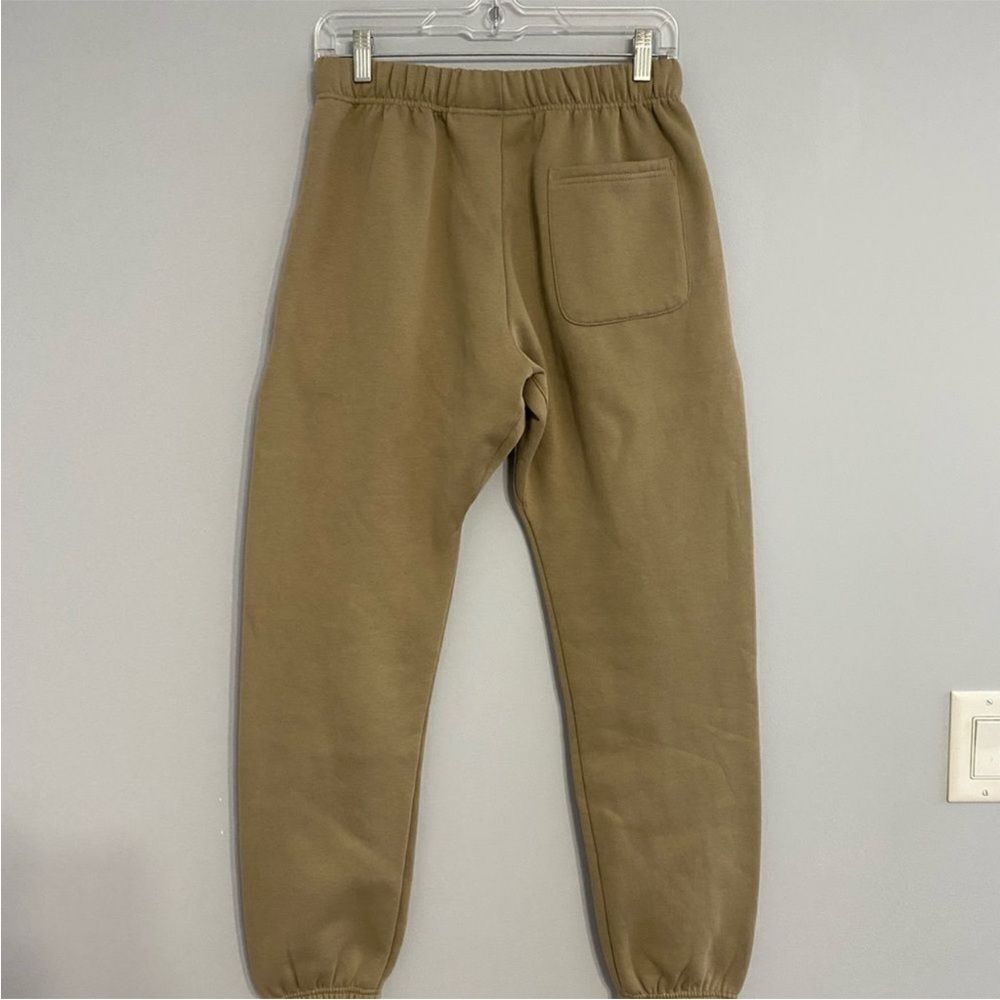 Fear of God Essentials Fleece Relaxed Sweatpants Women Size M - Picture 8 of 10